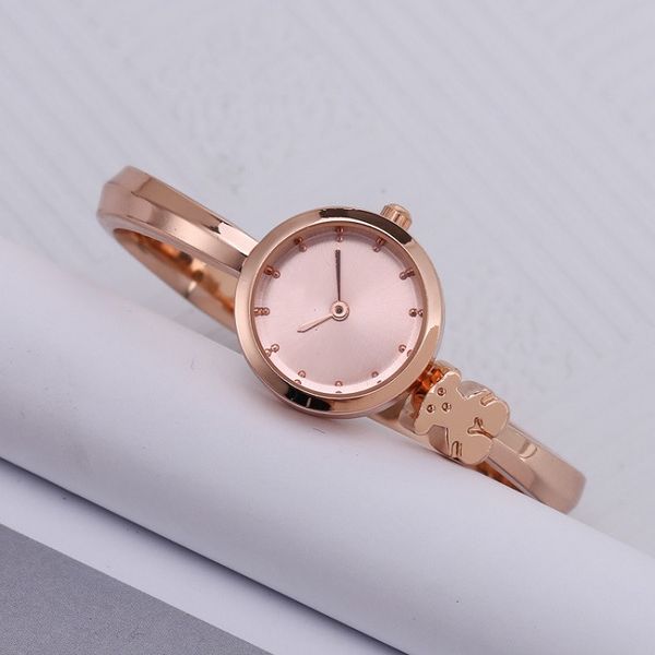 2020 rose gold designer watches luxury watch men and women quartz watch tous brand bracelet design fashion accessories, Slivery;brown
2020 rose gold designer watches luxury watch men and women quartz watch tous brand bracelet design fashion accessories, Slivery;brown