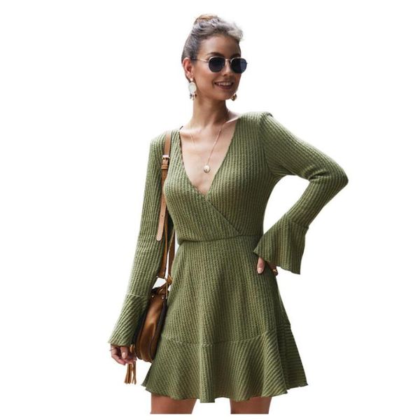 autumn winter v-neck knitted dress long sleeve a-line elegant casual dresses party dress 4 colors, Black;gray
autumn winter v-neck knitted dress long sleeve a-line elegant casual dresses party dress 4 colors, Black;gray
