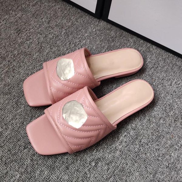 designer leather flat shoes summer wear slippers fashion flat bottom womens shoes fashion womens lazy comfortable sandals, Black
designer leather flat shoes summer wear slippers fashion flat bottom womens shoes fashion womens lazy comfortable sandals, Black