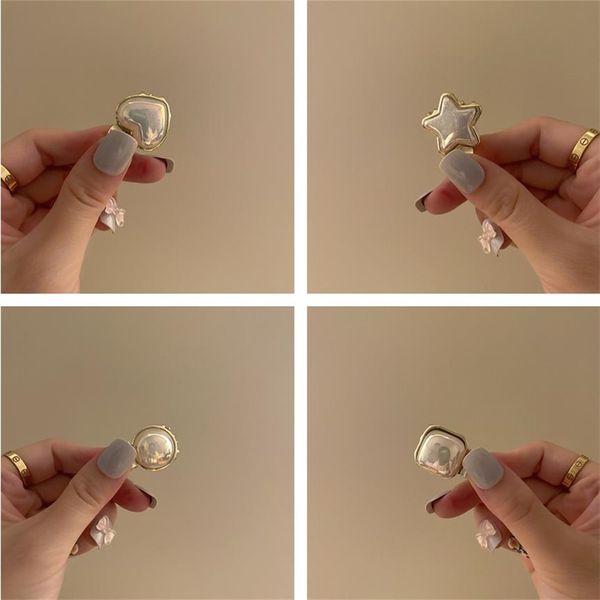 Metallic temperament bangs hair female summer mini small hairs clip high-end accessories back of head shark clips
Metallic temperament bangs hair female summer mini small hairs clip high-end accessories back of head shark clips