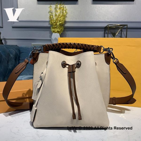 handmade designer bags women 2021 luxury handbags woman genuine leather runway female quality
handmade designer bags women 2021 luxury handbags woman genuine leather runway female quality