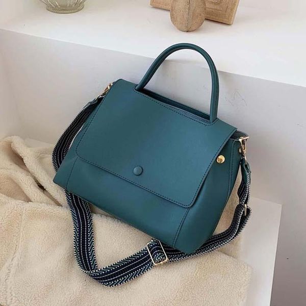 fashion simply pu leather crossbody bag for women winter solid color shoulder messenger lady chain travel small handbag bags
fashion simply pu leather crossbody bag for women winter solid color shoulder messenger lady chain travel small handbag bags