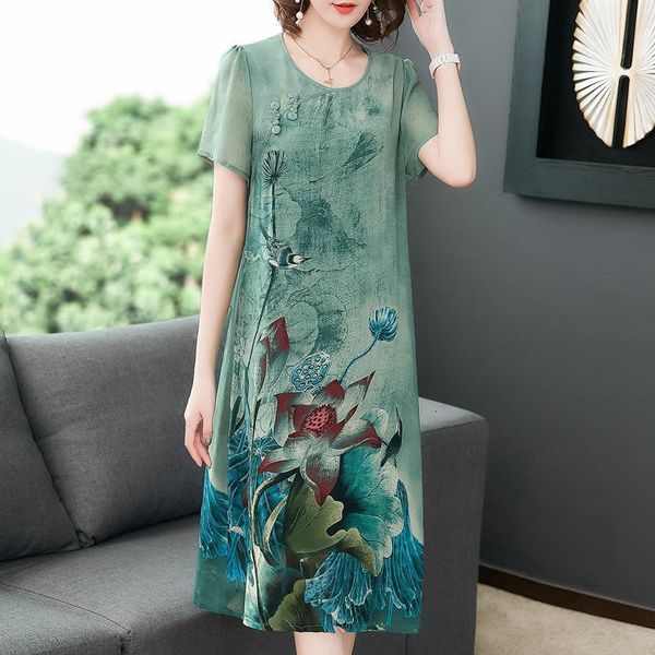 silk dress female summer new retro print slim short-sleeved dress large size l-5xl elegant and comfortable vestidos, Black;gray
silk dress female summer new retro print slim short-sleeved dress large size l-5xl elegant and comfortable vestidos, Black;gray