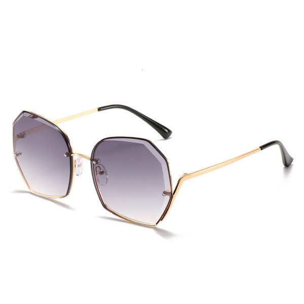 new korean personalized frameless irregular trimming women's sunglasses net red fashion sunglasses 3605 fashion designer aws, White;black
new korean personalized frameless irregular trimming women's sunglasses net red fashion sunglasses 3605 fashion designer aws, White;black