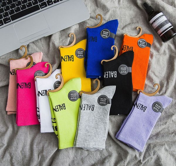 vftl2 18 autumn and winter new fashion medium medium candy women's paris letter family women's middle tube socks cotton candy colo, White;pink
vftl2 18 autumn and winter new fashion medium medium candy women's paris letter family women's middle tube socks cotton candy colo, White;pink