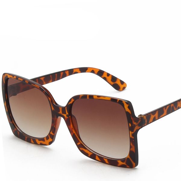 butterfly shape retro oversized sunglasses occident fashion ladies trend sunglasses fashion men sunglasses sunshade glasses, White;black
butterfly shape retro oversized sunglasses occident fashion ladies trend sunglasses fashion men sunglasses sunshade glasses, White;black