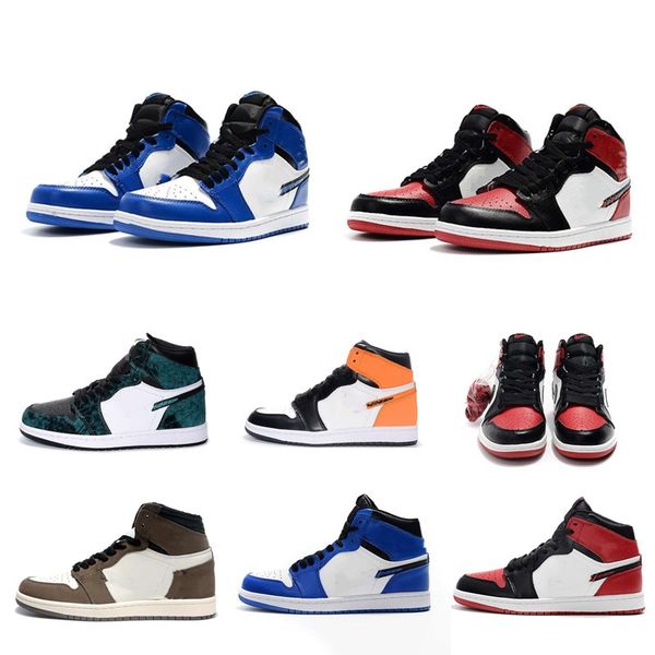 2020 the latest high-end brand designer men and women running sports casual shoes three in one shoes red blue orange shoes a variety of colo
2020 the latest high-end brand designer men and women running sports casual shoes three in one shoes red blue orange shoes a variety of colo