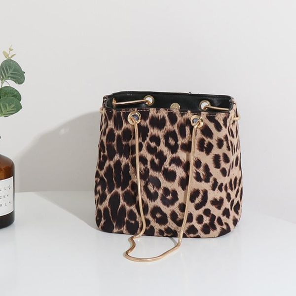 leopard print bag for women 2020 new fashion autumn winter soft lipstick pocket one shoulder chain mini bucket bag a679
leopard print bag for women 2020 new fashion autumn winter soft lipstick pocket one shoulder chain mini bucket bag a679