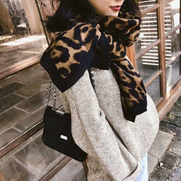 2019 scarf leopard shawls lady soft polyester winter scarf female designer beach scarf wholesale t200103, Blue;gray
2019 scarf leopard shawls lady soft polyester winter scarf female designer beach scarf wholesale t200103, Blue;gray
