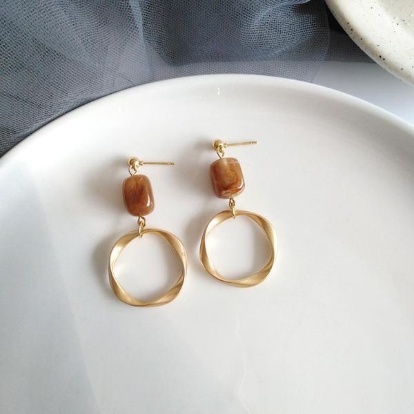 niche senior feeling resin stud earrings personality matte circle earrings temperament cold wind restoring ancient ways, Golden;silver
niche senior feeling resin stud earrings personality matte circle earrings temperament cold wind restoring ancient ways, Golden;silver