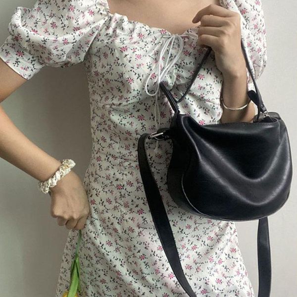 2021 new women crossbody handbags female casual versatile shoulder messenger bags soft leather dumpling bags ladies travel bag
2021 new women crossbody handbags female casual versatile shoulder messenger bags soft leather dumpling bags ladies travel bag