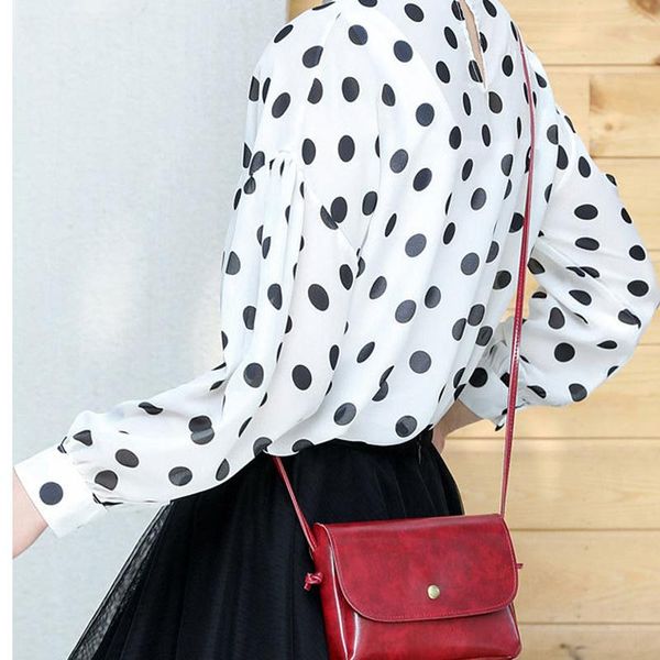 2020 new fashion woman message bag with 2 piece shoulder strap elegant female bags shoulder bags
2020 new fashion woman message bag with 2 piece shoulder strap elegant female bags shoulder bags