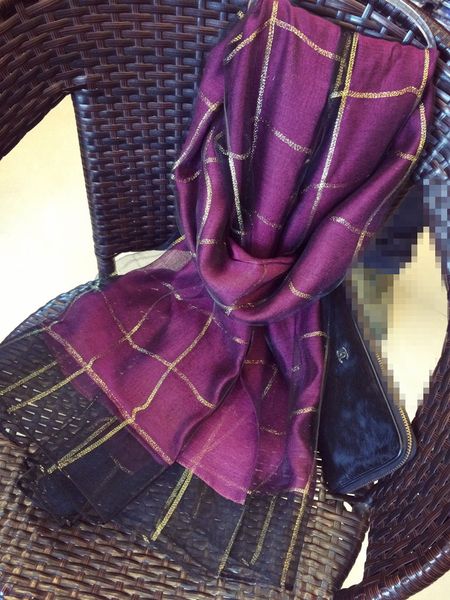 spring and autumn winter double long thread gold plaid scarves silk women shawls green, Blue;gray
spring and autumn winter double long thread gold plaid scarves silk women shawls green, Blue;gray