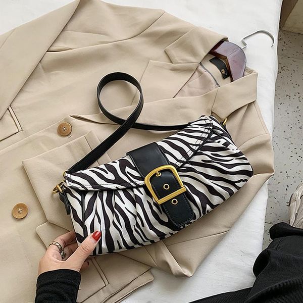 zebra pattern кожа pu crossbody сумка для трендовой сумки кошельки женщины 2020 trend мешка плеча женщин в
zebra pattern кожа pu crossbody сумка для трендовой сумки кошельки женщины 2020 trend мешка плеча женщин в