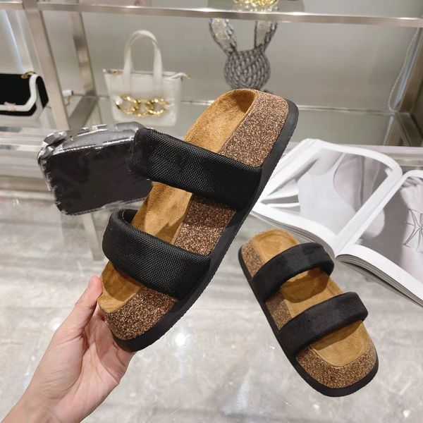 customized net red muffin slippers: soft upper, imported composite sole, perfect for counters, Black
customized net red muffin slippers: soft upper, imported composite sole, perfect for counters, Black