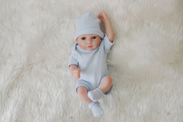 factory realistic cute soft babies 28cm lifelike new born reborn dolls full body silicone baby doll for kid
factory realistic cute soft babies 28cm lifelike new born reborn dolls full body silicone baby doll for kid