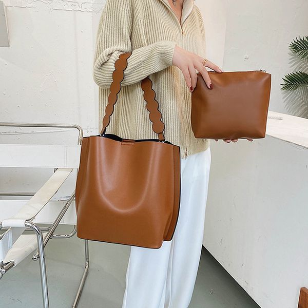 casual buckets bags for women designer wave wide strap handbags luxury pu leather shoulder bags lady large totes composite purse c1016
casual buckets bags for women designer wave wide strap handbags luxury pu leather shoulder bags lady large totes composite purse c1016
