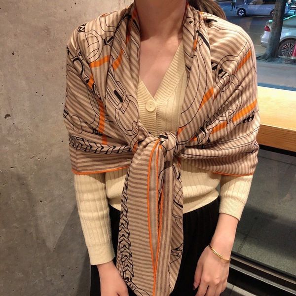 silk pashmina shawls scarves women,fashion square pure silk shawls scarf,nice patterns silk scarves, Blue;gray
silk pashmina shawls scarves women,fashion square pure silk shawls scarf,nice patterns silk scarves, Blue;gray