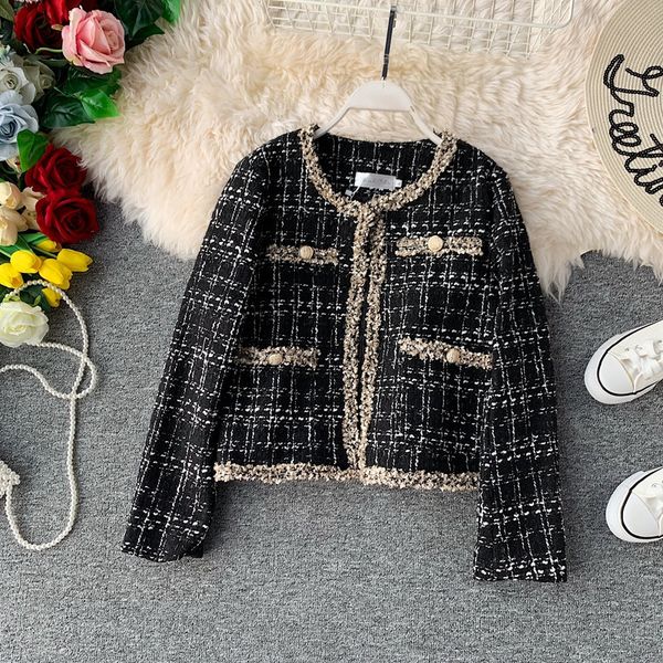 2021 Elegant Tweed Jackets New Autumn Fabric Black-white Wool Jacket Short Female Plaid Suit Neck Mini Coat ARCU, Black;brown
2021 Elegant Tweed Jackets New Autumn Fabric Black-white Wool Jacket Short Female Plaid Suit Neck Mini Coat ARCU, Black;brown