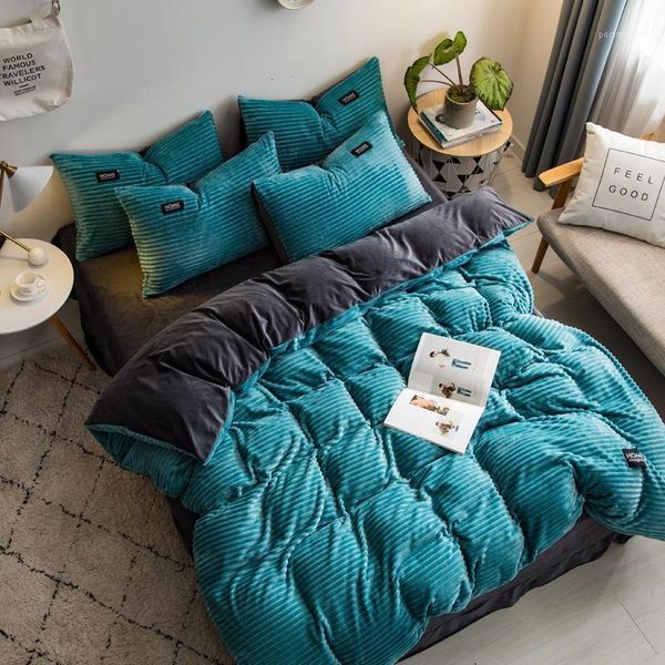 2020 new magic velvet fleece bedding set 4pcs/set stripe duvet cover flat sheet pillowcase ab side flannel winter warm bed linen1
2020 new magic velvet fleece bedding set 4pcs/set stripe duvet cover flat sheet pillowcase ab side flannel winter warm bed linen1
