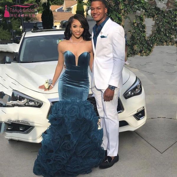 heart neck fashion black girls prom dresses 2019 ruffles backless sleeveless evening party dresses w0521, White;black
heart neck fashion black girls prom dresses 2019 ruffles backless sleeveless evening party dresses w0521, White;black