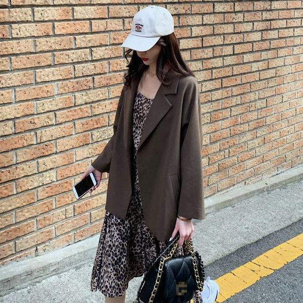 2020 autumn new small coat + leopard print suspender dress 2-piece fashion suit for women
2020 autumn new small coat + leopard print suspender dress 2-piece fashion suit for women