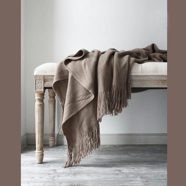 2020 new 100% acrylic knitted blankets solid color throw blanket on the bed sofa cover bedspread 130x170/220cm drop shipping
2020 new 100% acrylic knitted blankets solid color throw blanket on the bed sofa cover bedspread 130x170/220cm drop shipping
