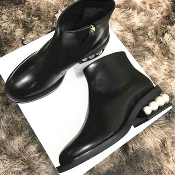 2021 shoes martin crystal femme toe round heels thick ankle for woman sliding in runaway boots a204, Black
2021 shoes martin crystal femme toe round heels thick ankle for woman sliding in runaway boots a204, Black