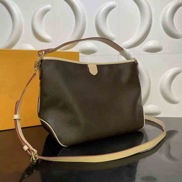 wholesale luxurys bucket bag genuine leather large waterproof messenger bags travel outdoor plain camouflage patchwork letter pvc soft open
wholesale luxurys bucket bag genuine leather large waterproof messenger bags travel outdoor plain camouflage patchwork letter pvc soft open