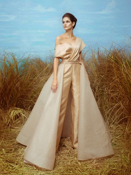 2022 modern evening dresses with strapless sleeve-less custom made satin tulle race prom dress floor length detachable trailing party gowns, Black;red
2022 modern evening dresses with strapless sleeve-less custom made satin tulle race prom dress floor length detachable trailing party gowns, Black;red