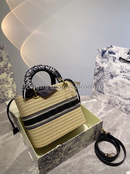 2022 fashion bag women's handbag luxury designer gray white tiger print embroidery multicolor single shoulder bag cross
2022 fashion bag women's handbag luxury designer gray white tiger print embroidery multicolor single shoulder bag cross