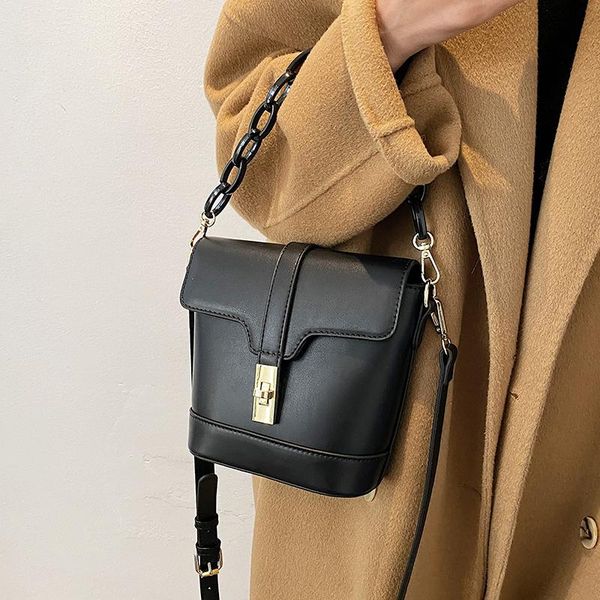shoulder bags retro small bag female 2021 trendy wild atmosphere single messenger explosive bucket
shoulder bags retro small bag female 2021 trendy wild atmosphere single messenger explosive bucket