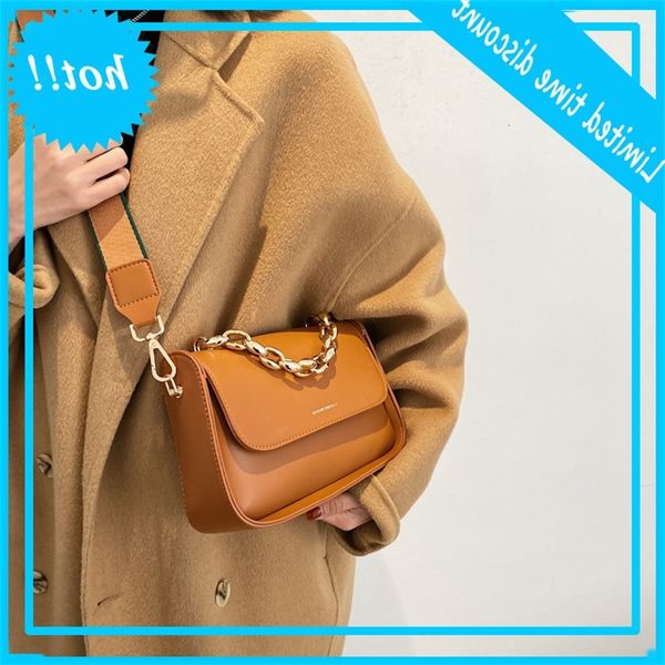 2020 new style wide belt fashion portable single shoulder women's simple cross small square bag
2020 new style wide belt fashion portable single shoulder women's simple cross small square bag