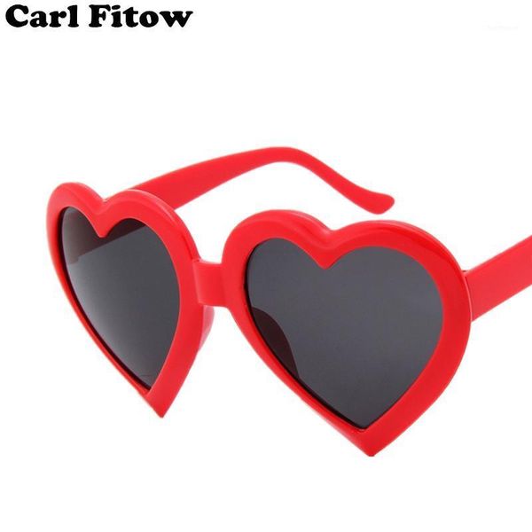 love heart shaped sunglasses women brand designer vintage women's glasses sun glasses feminine mirrored female1, White;black
love heart shaped sunglasses women brand designer vintage women's glasses sun glasses feminine mirrored female1, White;black