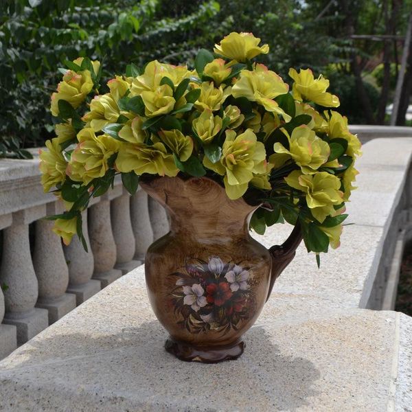 artificial silk flower rhododendron gardenia small flowers living room home coffee table decoration artificial plants
artificial silk flower rhododendron gardenia small flowers living room home coffee table decoration artificial plants