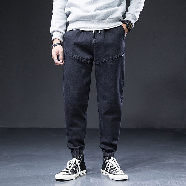 2021 new japanese vintage fashion loose fit black spliced designer denim cargo streetwear hip hop jeans men harem pants r4av, Blue
2021 new japanese vintage fashion loose fit black spliced designer denim cargo streetwear hip hop jeans men harem pants r4av, Blue