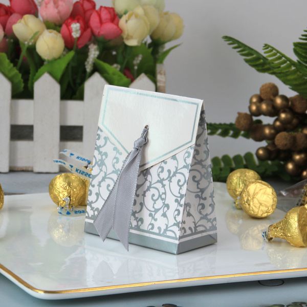new 10pcs creative golden silver ribbon wedding favours party gift candy paper box cookie candy gift bags event party supplies t3i51715
new 10pcs creative golden silver ribbon wedding favours party gift candy paper box cookie candy gift bags event party supplies t3i51715