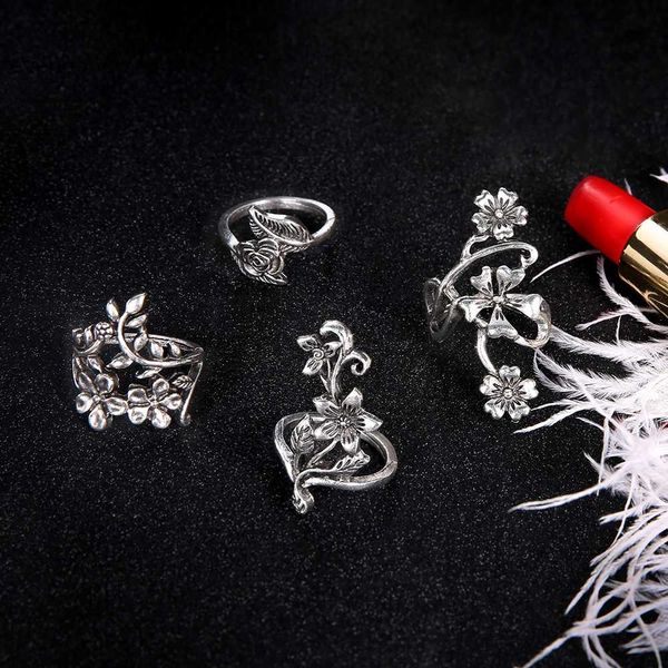 personality hollow new ancient silver fashion women's flower ring set 
personality hollow new ancient silver fashion women's flower ring set