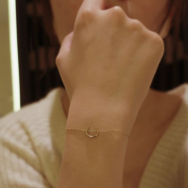 3sicc корея s925 чистого серебра браслет циркон браслет 18 k позолоченный циркон личности серебра простой луны золотые украшения ys3rn, Golden;silver
3sicc корея s925 чистого серебра браслет циркон браслет 18 k позолоченный циркон личности серебра простой луны золотые украшения ys3rn, Golden;silver