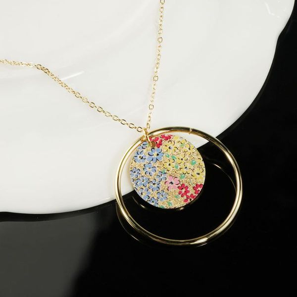 chokers fashion pendant gold plated doodle flower necklace wild lady clavicle chain for women, Golden;silver
chokers fashion pendant gold plated doodle flower necklace wild lady clavicle chain for women, Golden;silver