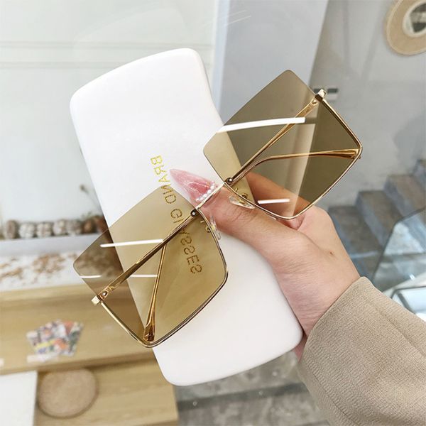 trendy half frame metal cut sunglasses for ladies new fashion retro glasses web celebrity with large trend personalized sunglass, White;black
trendy half frame metal cut sunglasses for ladies new fashion retro glasses web celebrity with large trend personalized sunglass, White;black