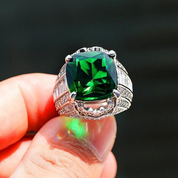 wedding rings gorgeous square green stone women micro paved shiny noble lady engagement party ring fashion jewelr, Slivery;golden
wedding rings gorgeous square green stone women micro paved shiny noble lady engagement party ring fashion jewelr, Slivery;golden