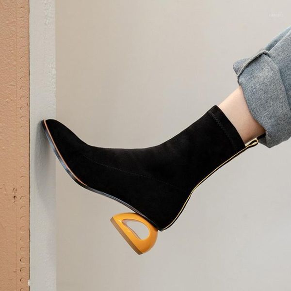 2021 new women black elastic sock boots square toe knight botas mujer fretwork wedge heels ladt botines femmes winter zapatillas1
2021 new women black elastic sock boots square toe knight botas mujer fretwork wedge heels ladt botines femmes winter zapatillas1