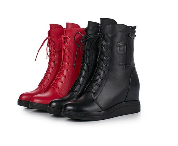 2021 luxury designer designed new mid - tube boots with leather upholstered heels for women's shoes, round head and platform, Black
2021 luxury designer designed new mid - tube boots with leather upholstered heels for women's shoes, round head and platform, Black