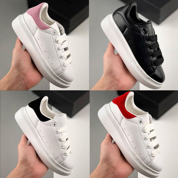 2020 designer shoes for boy girls fashion leather sneakers 3m reflective black white velvet toddler sneakers trainerssize 24-35
2020 designer shoes for boy girls fashion leather sneakers 3m reflective black white velvet toddler sneakers trainerssize 24-35