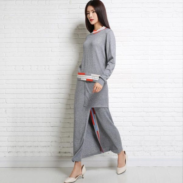 2020 autumn winter fashion korean women sweater knit dress slit skirt suit two-piece cashmere sweater authentic, White;black
2020 autumn winter fashion korean women sweater knit dress slit skirt suit two-piece cashmere sweater authentic, White;black