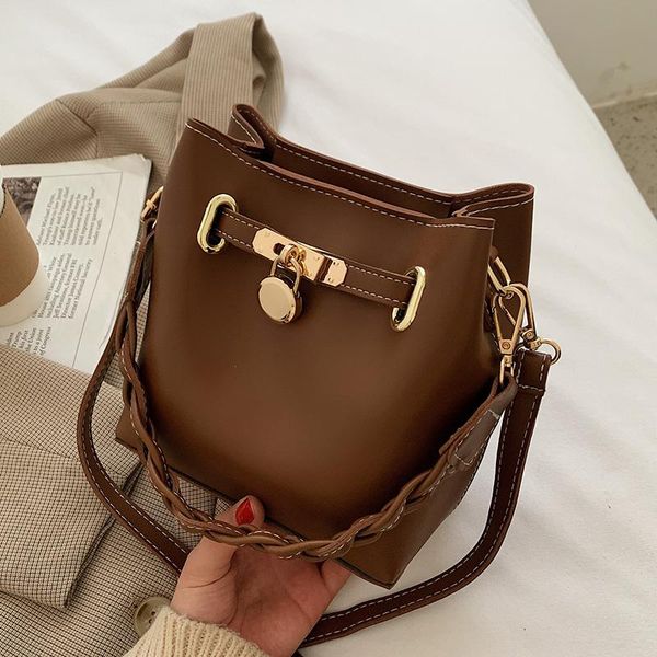 shoulder bags retro small bag female 2021 french texture bucket fashion all-match messenger
shoulder bags retro small bag female 2021 french texture bucket fashion all-match messenger