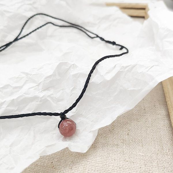 natural strawberry crystal necklace female tide version simple ins net red temperame sen black rope clavicle chain short gift, Golden;silver
natural strawberry crystal necklace female tide version simple ins net red temperame sen black rope clavicle chain short gift, Golden;silver