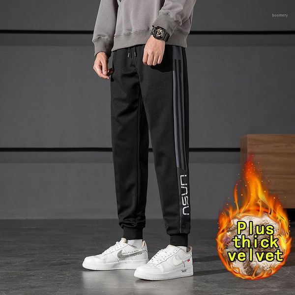 2020 men's winter plush pants men's casual warm pants harem mid waist thick lining autumn loose sweatpant drawstring sweatpants1, Black
2020 men's winter plush pants men's casual warm pants harem mid waist thick lining autumn loose sweatpant drawstring sweatpants1, Black