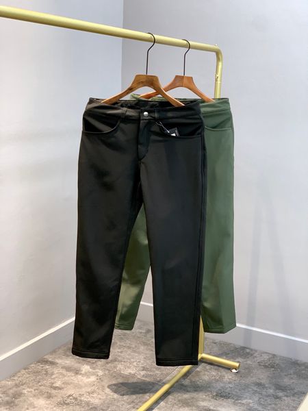 men's outdoor windproof soft shell pants are versatile and casual pants in one professional urban outdoor equipment, Blue
men's outdoor windproof soft shell pants are versatile and casual pants in one professional urban outdoor equipment, Blue